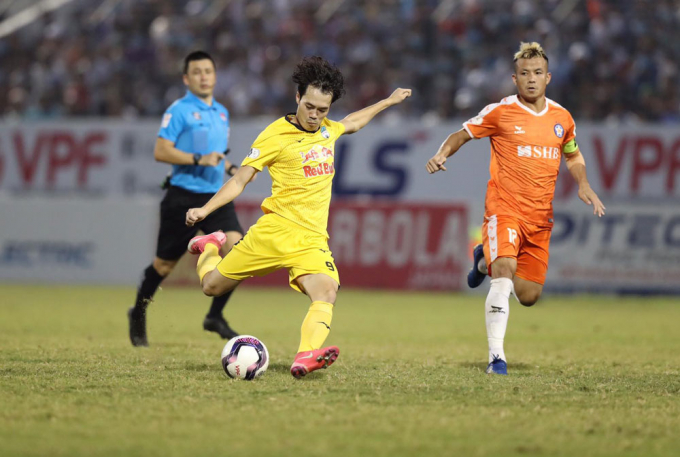Hoàng Anh Gia Lai dẫn đầu V-League sau 8 vòng đấu. Ảnh: VPF.