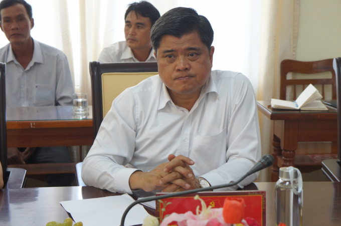 Thứ trưởng Trần Thanh Nam làm việc với tỉnh Ninh Thuận về phát triển ngành muối. Ảnh: Mai Phương.
