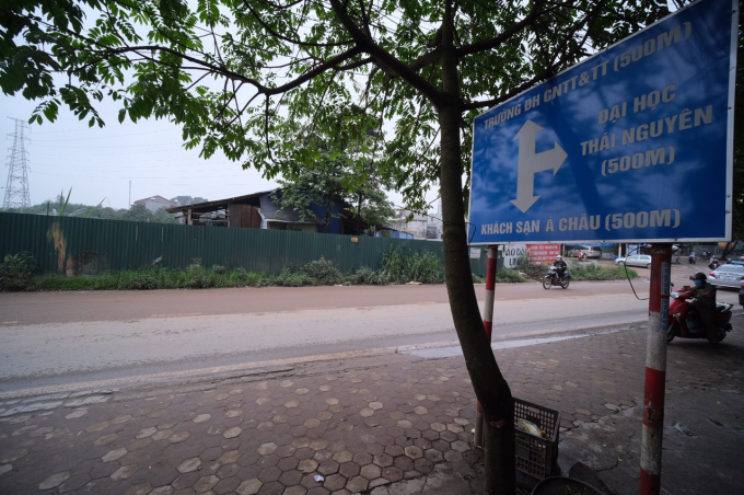 Một dự án bất động sản bị đóng băng ở Ngã ba Điểm Hẹn, phường Tân Thịnh, thành phố Thái Nguyên vì khung giá đất tăng gấp đôi. Ảnh: Bảo Thắng.