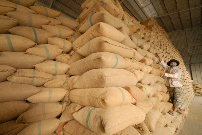 Chính phủ xuất 130.000 tấn gạo hỗ trợ 24 tỉnh, thành gặp khó khăn do Covid-19. Ảnh minh họa.
