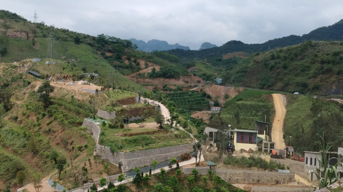 Dự án xây dựng Kami Cun Hill được xây dựng trên đất có nguồn gốc do hộ Nguyễn Văn Kỳ - Giám đốc ban Quản lý Dự án đầu tư xây dựng huyện Cao Phong, sử dụng.