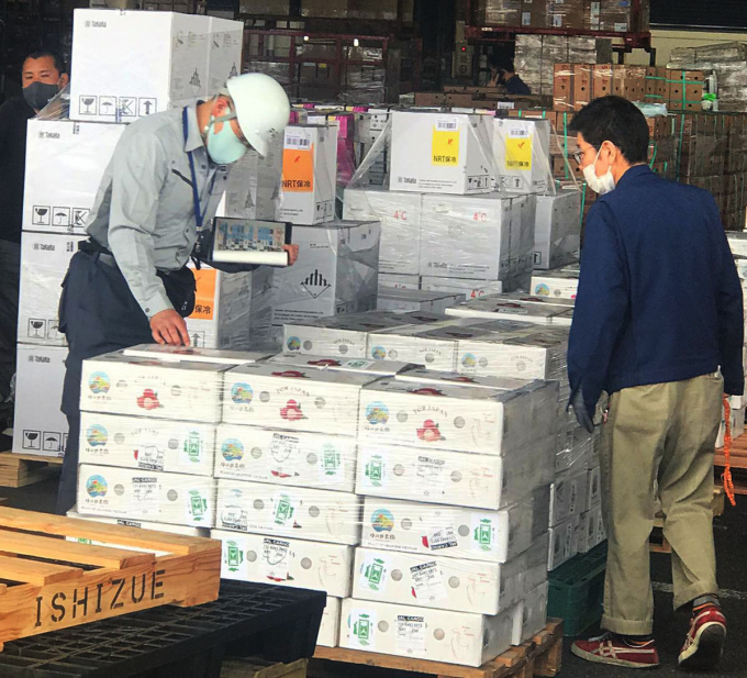 Hai Duong's lychee batches exported to Japan have been successfully cleared and are present in this market. Photo: PPD.