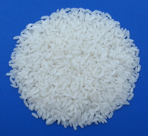 Hình ảnh gạo, cơm của giống Lai thơm 6.