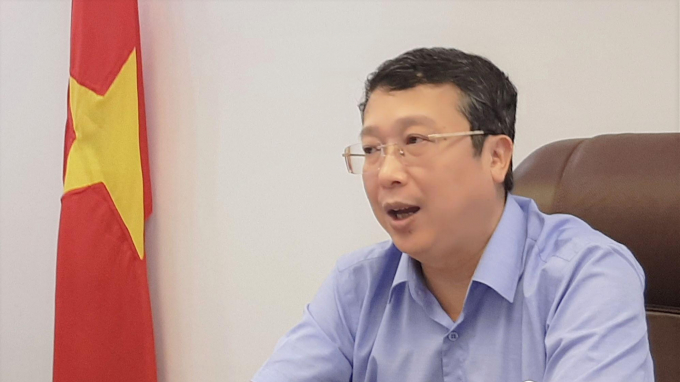 Ông Hoàng Trung, Cục trưởng Cục BVTV cho biết, đã sớm thông tin, phổ biến, làm việc với các doanh nghiệp và các cơ quan của tỉnh Lâm Đồng về vấn đề cấm sử dụng Glyphosate tại Việt Nam. Ảnh: LB.