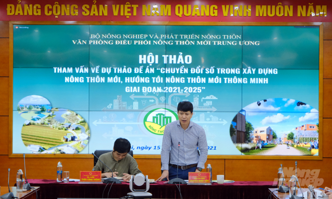 Ông Nguyễn Minh Tiến, Chánh Văn phòng Điều phối Nông thôn mới Trung ương và ông Trần Công Thắng, Viện trưởng Viện Chính sách và Chiến lược PTNNNT chủ trì hội thảo. Ảnh: Bảo Thắng.