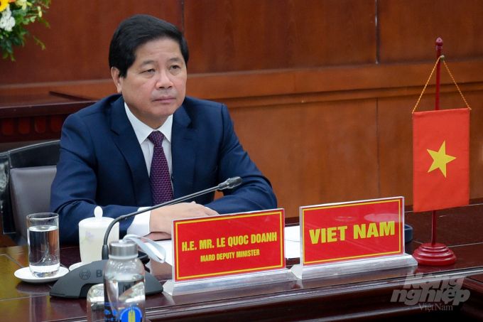 Thứ trưởng Lê Quốc Doanh khẳng định Bộ NN-PTNT Việt Nam nhất trí thông qua Tuyên bố chung về Hệ thống lương thực và sản xuất nông nghiệp bền vững. Ảnh: Tùng Đinh.