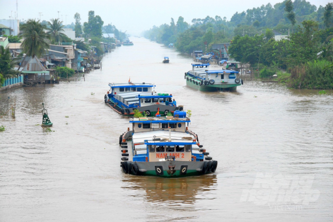 Kênh T5 - Kênh ông Kiệt mở đầu khai phá vùng Tứ giác Long Xuyên, biến vùng đất hoang hóa trở nên trù phú. Ảnh: Hoàng Vũ.