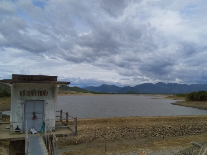 Các hồ chứa ở Khánh Hòa hiện đảm bảo nguồn nước được khoanh vùng sản xuất. Ảnh: K.S.