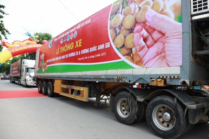 Ngành NN-PTNT Sơn La được doanh nghiệp, người dân đánh giá và ghi nhận cao trong cải cách thủ tục hành chính, tạo điều kiện thuận lợi cho hoạt động xuất khẩu nông sản. Ảnh: H. Bình.