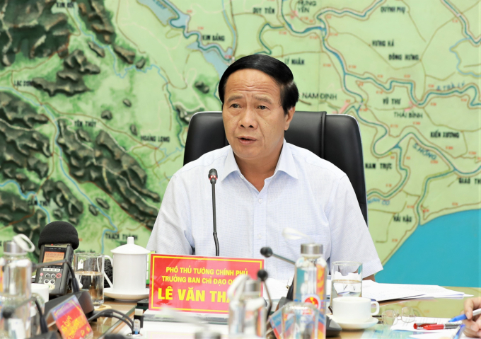 Phó Thủ tướng Lê Văn Thành chủ trì cuộc họp khẩn ứng phó với cơn bão số 6.