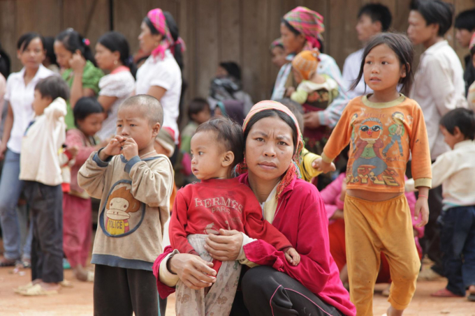 Những trẻ em nghèo và những trẻ em sống ở vùng sâu vùng xa có ít có khả năng được ăn bổ sung đầy đủ nhất.