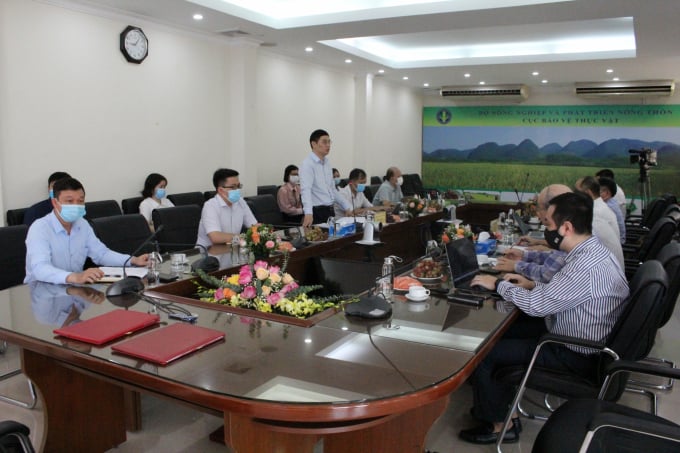 The signing ceremony of the Cooperation Agreement between the PPD and WeatherPlus. Photo: Trung Quan.
