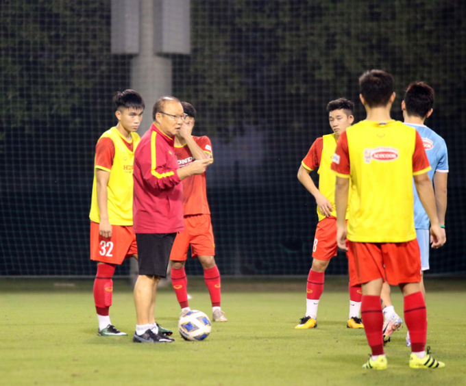 Ông Park Hang-seo sẽ ưu tiên các cầu thủ từng khoác áo đội tuyển Việt Nam.
