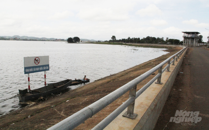 Hồ Ea Kao được đầu tư hơn 40 tỷ đồng để sửa chữa, nâng cấp sữa trước mùa mưa nhằm đảo bảo an toàn.