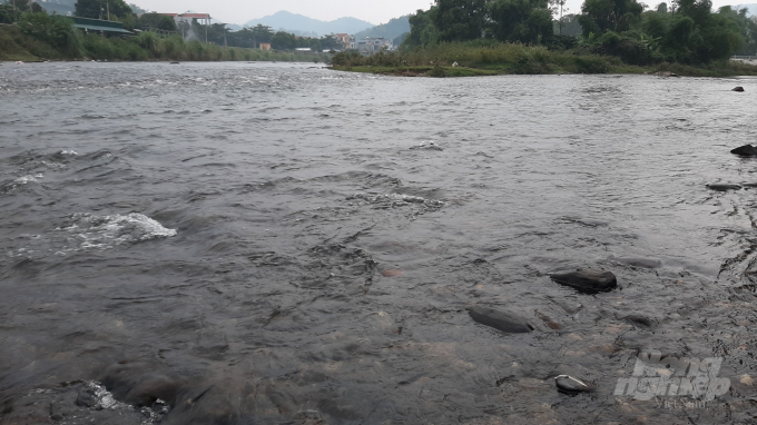 Sông Cầu bắt nguồn từ suối Bằng Viễn, huyện Chợ Đồn, tỉnh Bắc Kạn. Ảnh: Toán Nguyễn.
