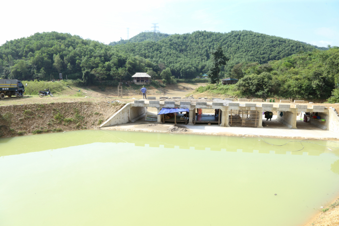 Dong Ben Reservoir is upgraded as part of a World Bank-funded project. Photo: Minh Phuc.