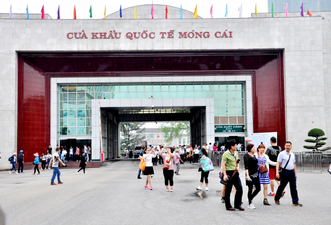 Thời điểm trước dịch, TP Móng Cái thu hút hàng nghìn lượt khách du lịch mỗi ngày.
