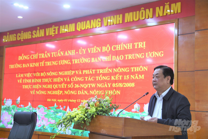 Bộ trưởng Lê Minh Hoan cho rằng ngành nông nghiệp cần giải quyết được những vấn đề mới trong bối cảnh mới, thời đại mới. Ảnh: Phạm Hiếu.