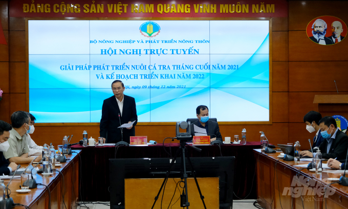 Ministry of Agriculture and Rural Development hold an online meeting on December 9, discussing solutions for catfish industry development. Photo: Bao Thang.