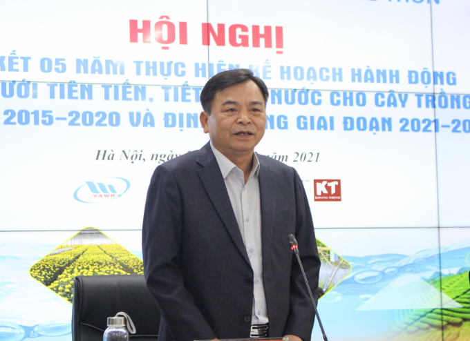 Thứ trưởng Bộ NN-PTNT Nguyễn Hoàng Hiệp: Tưới tiên tiến, tiết kiệm nước là vấn đề sống còn trong việc nâng cao chất lượng, giá trị cho sản xuất nông nghiệp. Ảnh: Trung Quân.