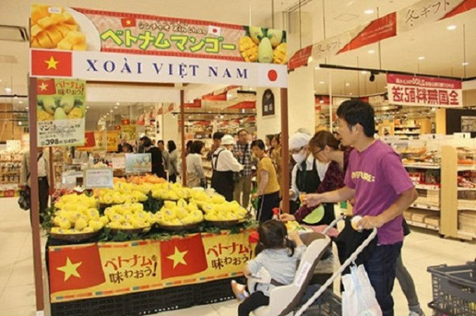 Xoài Việt Nam bày bán trong siêu thị ở Nhật Bản. Ảnh: TL.