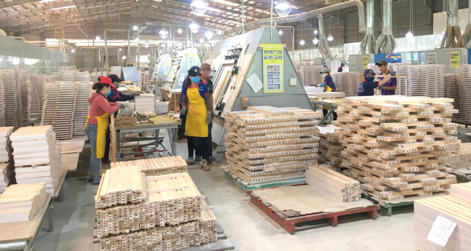 Binh Dinh wood industry sets a higher growth target than 2021. Photo: VDT.