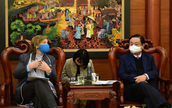 Chiều 18/1, Bộ trưởng Lê Minh Hoan và Trưởng đại diện Unicef tại Việt Nam - bà Rana Flowers đã thảo luận về kế hoạch hợp tác chiến lược giữa hai bên giai đoạn 2022–2026. Ảnh: Minh Phúc.