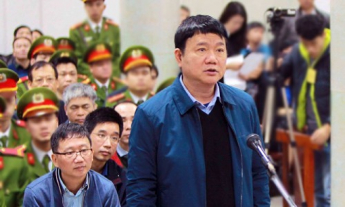 Ông Đinh La Thăng - cựu Ủy viên Bộ Chính trị, Bí thư Thành ủy TP. HCM  đứng trước vành móng ngựa do mắc những sai phạm nghiêm trọng.