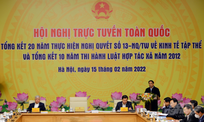 Thủ tướng Phạm Minh Chính dự và chỉ đạo Hội nghị tổng kết 20 năm thực hiện Nghị quyết số 13 về kinh tế tập thể và tổng kết 10 năm thi hành Luật HTX năm 2012. Ảnh: Bảo Thắng.