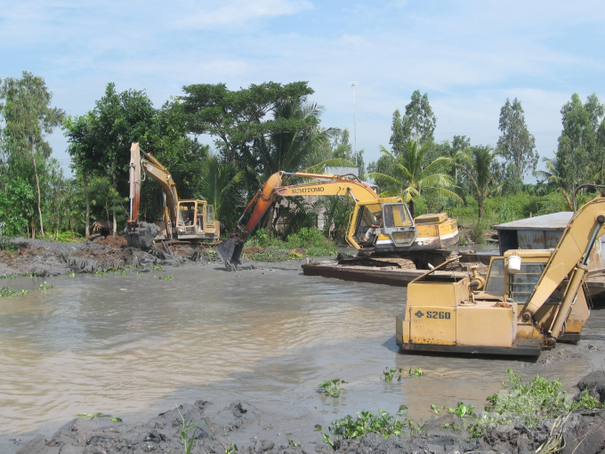 Soc Trang province has implemented many irrigation and canal dredging project. Photo: TX.