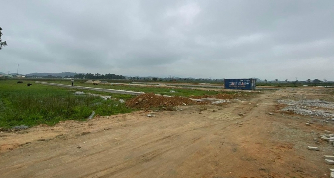Giá khởi điểm huyện Đức Thọ đưa ra quá cao, 12 lô đất vùng quy hoạch Nhà Lay Trên chưa bán được lô nào. Ảnh: GH.