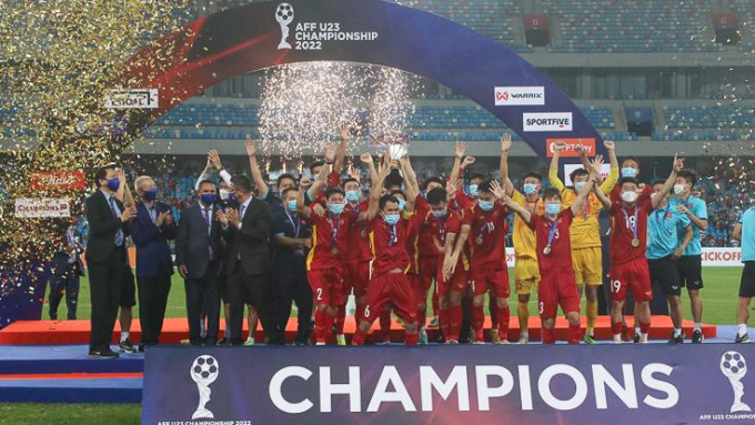 U23 Việt Nam lần đầu lên ngôi vô địch ở sân chơi khu vực.