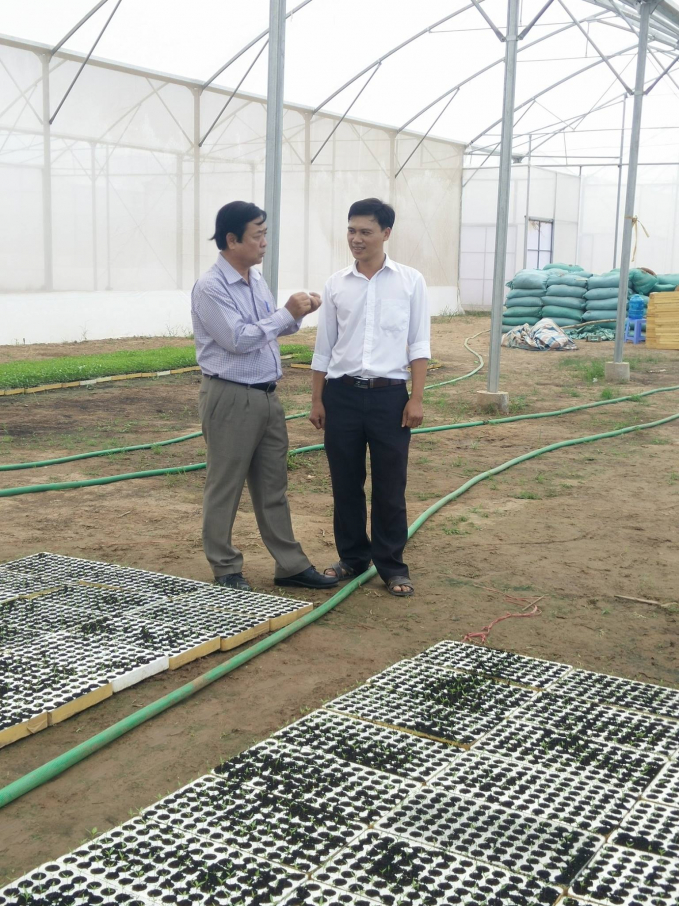 Khi còn là Bí thư Tỉnh ủy Đồng Tháp, Bộ trưởng Bộ NN-PTNT Lê Minh Hoan từng nhiều lần đến Ecofarm để động viên, khích lệ cán bộ, nhân viên tại đây. Ảnh: Ecofarm.