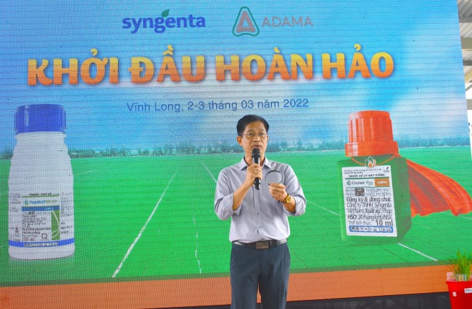 Ông Nguyễn Văn Minh, Giám đốc Kỹ thuật công ty TNHH Syngenta Việt Nam phát biểu giới thiệu chuỗi sự kiện và tính năng của sản phẩm. Ảnh: Minh Đảm.