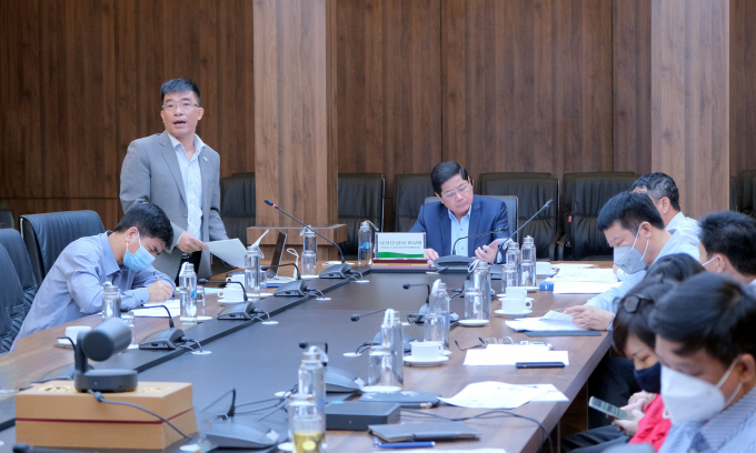 Ông Nguyễn Thế Hinh, Phó trưởng ban CPO nông nghiệp trình bày một số nội dung trong dự án. Ảnh: Bảo Thắng.
