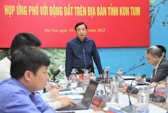 Ông Trần Quang Hoài đề nghị các đơn vị cung cấp thông tin về động đất nhanh chóng hơn. Ảnh: Phạm Hiếu.