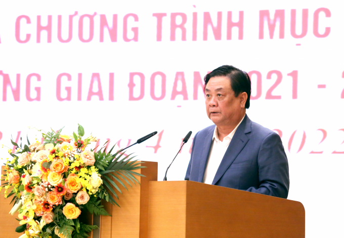 MARD Minister Le Minh Hoan speaks at the conference. Photo: Minh Phuc.