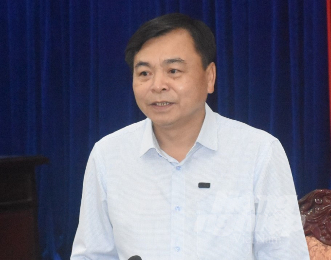 Thứ trưởng Bộ NN-PTNT Nguyễn Hoàng Hiệp cùng đoàn công tác làm việc với lãnh đạo tỉnh Bạc Liêu về các dự án đầu tư công. Ảnh: Trọng Linh.