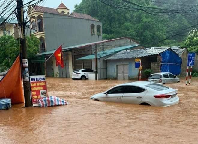 Tình trạng ngập lụt xảy ra tại nhiều nơi trong tỉnh