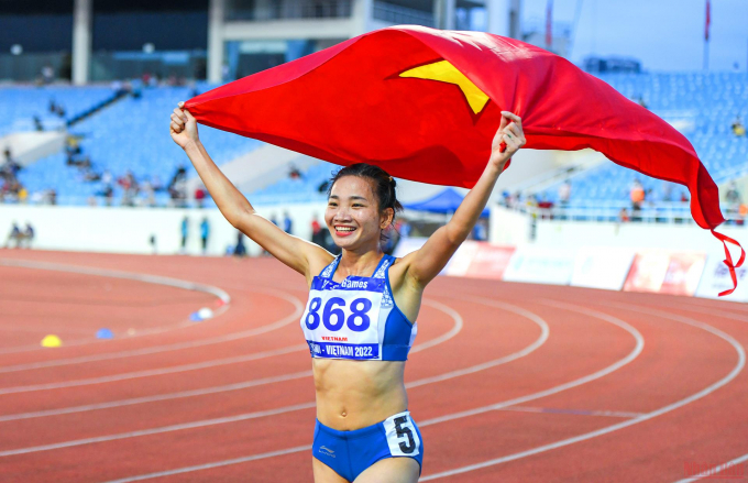 Nguyễn Thị Oanh xuất sắc giành 3 HCV tại SEA Games 31.