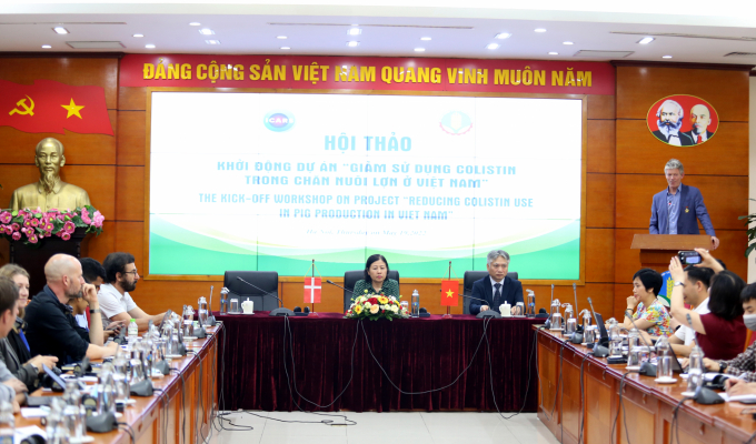Hội thảo khởi động dự án 'giảm sử dụng colistin trong chăn nuôi lợn ở Việt Nam'. Ảnh: Minh Phúc.