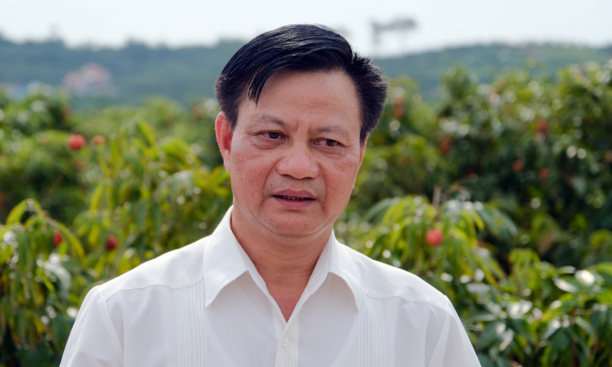 Chủ tịch UBND huyện Lục Ngạn, ông La Văn Nam nêu một số định hướng xúc tiến tiêu thụ vải thiều thời gian tới. Ảnh: Bá Thắng.