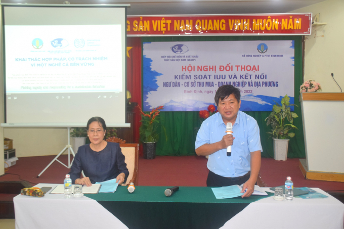 Ông Trần Văn Phúc, Giám đốc Sở NN-PTNT, phát  biểu tại buổi đối thoại 'Kiểm soát IUU và kết nối ngư dân với cơ sở thu mua, doanh nghiệp và địa phương'. Ảnh: ĐT.