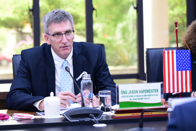 Deputy Under Minister Jason Hafemeister said many agricultural products would be open to the market before the G20 Summit in Indonesia in November. Photo: Tung Dinh.