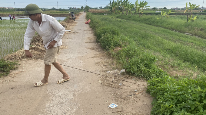 Ông Trần Quang Minh có đơn về dấu hiệu 'rút ruột' công trình của gói thầu tại địa phương trong xây dựng nông thôn mới. Ảnh: Minh Phúc.