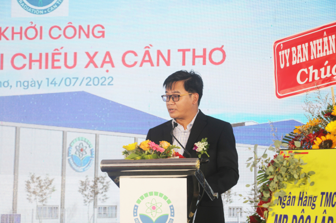 Mr. Nguyen Trong Tin, Chairman of the Board of Directors of Can Tho Irradiation Joint Stock Company, said that the cluster of irradiation warehouses at Can Tho port will contribute to completing the logistics center of the Mekong Delta. Photo: Kim Anh.