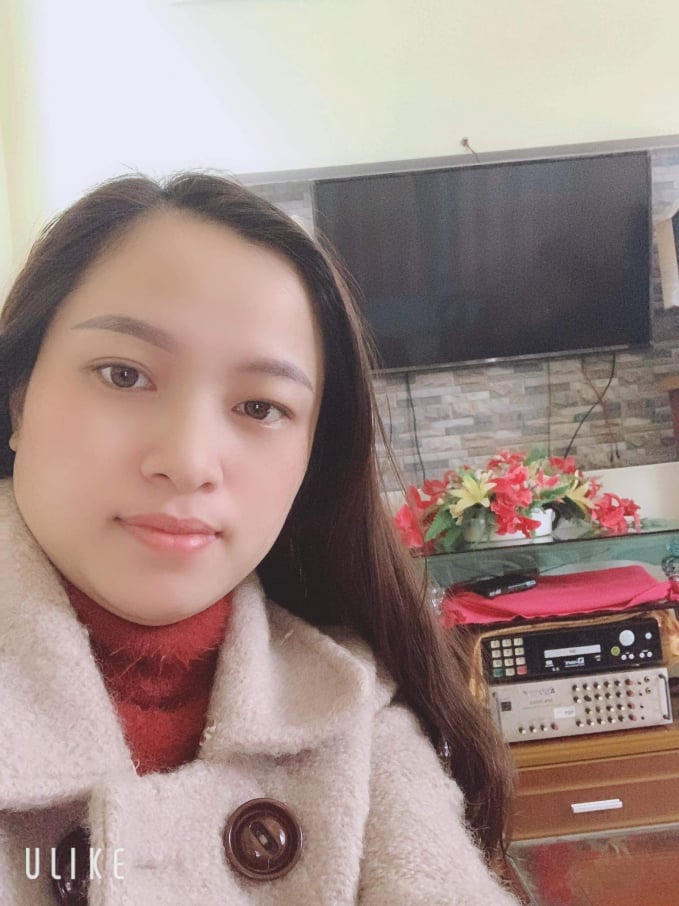 Dương Thị Mỹ Linh chụp ảnh đi xem mua căn nhà để phịa thông tin lừa vợ cô giáo Nguyễn Thị Chi để mượn tiền tỷ. Ảnh: NNCC.