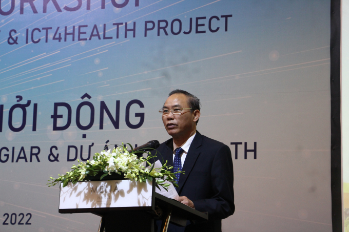Thứ trưởng Bộ NN-PTNT Phùng Đức Tiến đánh giá cao hai dự án mới trong khuôn khổ tiếp cận 'Một sức khỏe'. Ảnh: Linh Linh. 