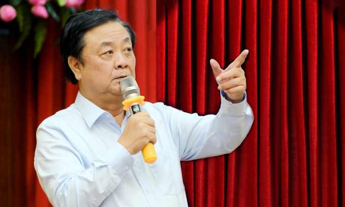 Bộ trưởng Lê Minh Hoan gợi mở nhiều định hướng phát triển cho nông nghiệp Hưng Yên. Ảnh: Đức Minh.