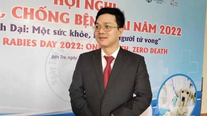 Ông Nguyễn Văn Long, quyền Cục trưởng Cục Thú y cho rằng nếu tỷ lệ tiêm vacxin trên đàn chó không đạt 70% tổng đàn, không thể thực hiện mục tiêu không còn ca tử vong vì bệnh dại vào năm 2030. Ảnh: Minh Đảm.